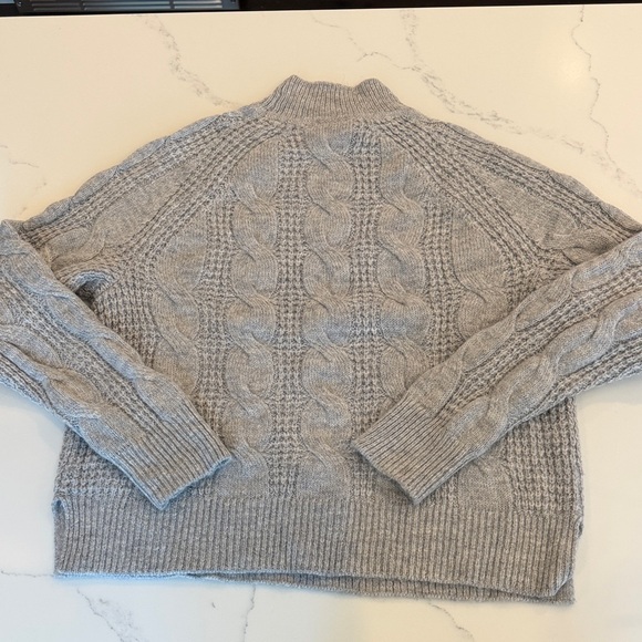 J.Crew Women Sz M Gray Chunky Cable Knit Mockneck Sweater Alpaca AE011 Fisherman - Picture 6 of 6